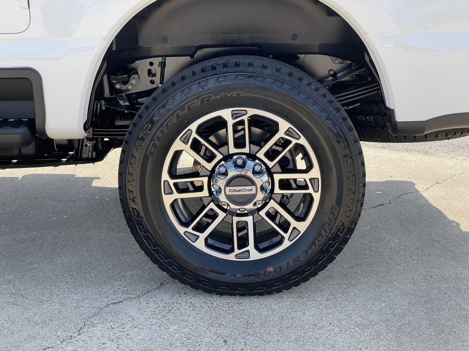 2026 Ford Super Duty F-250 SRW Platinum