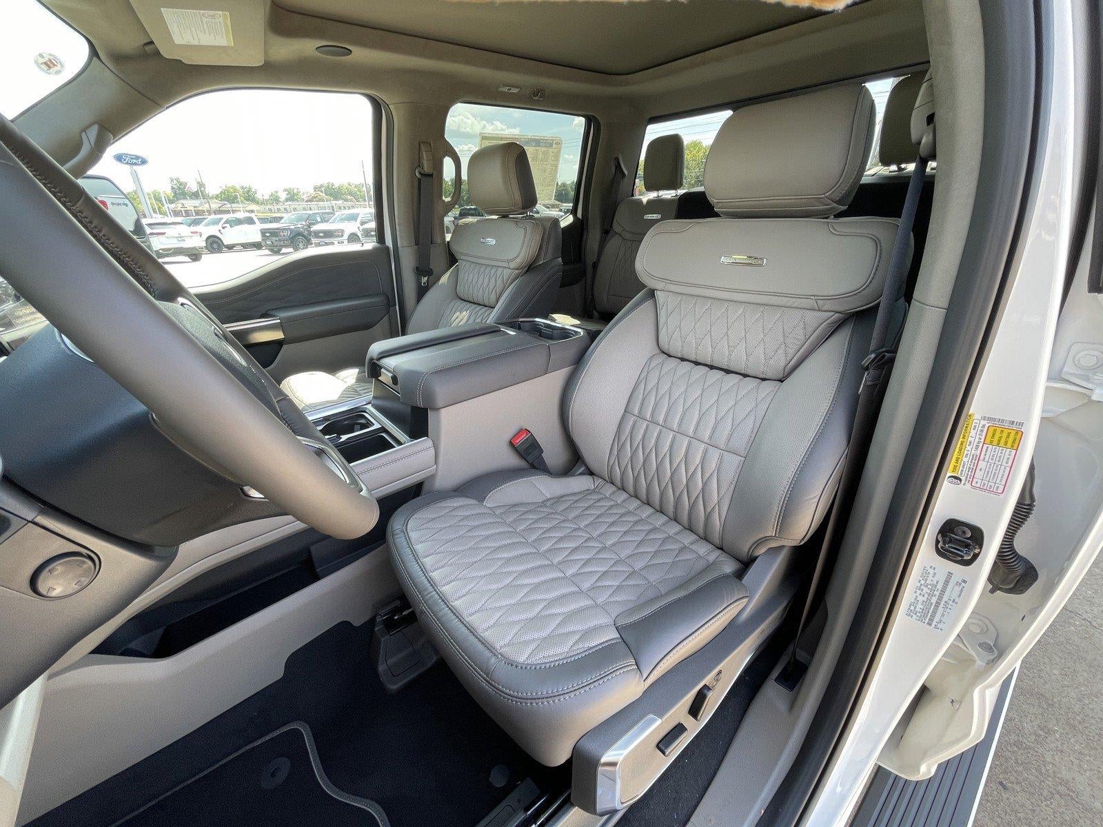 2026 Ford Super Duty F-250 SRW Platinum