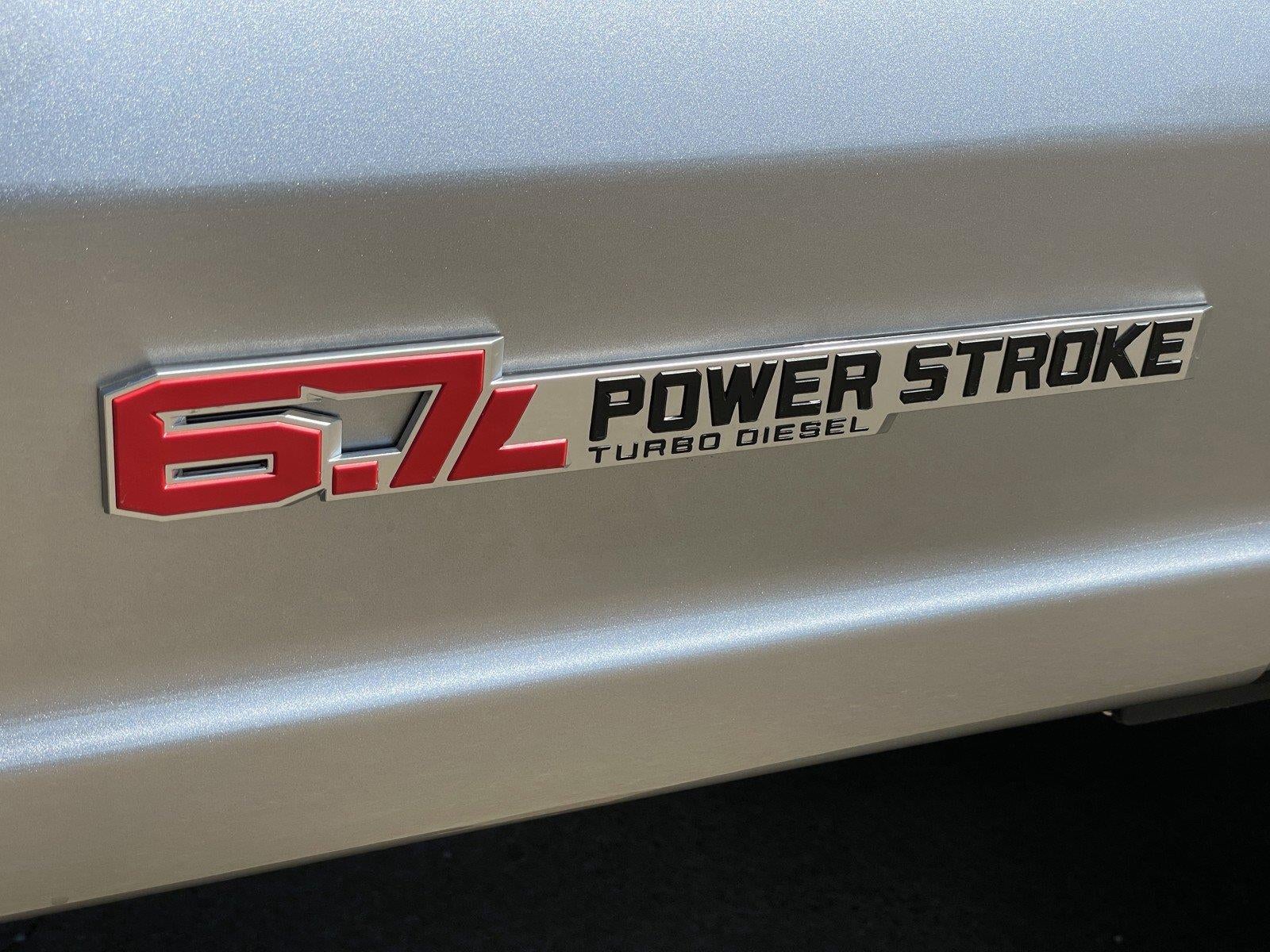 2027 Ford Super Duty F-250 SRW XLT