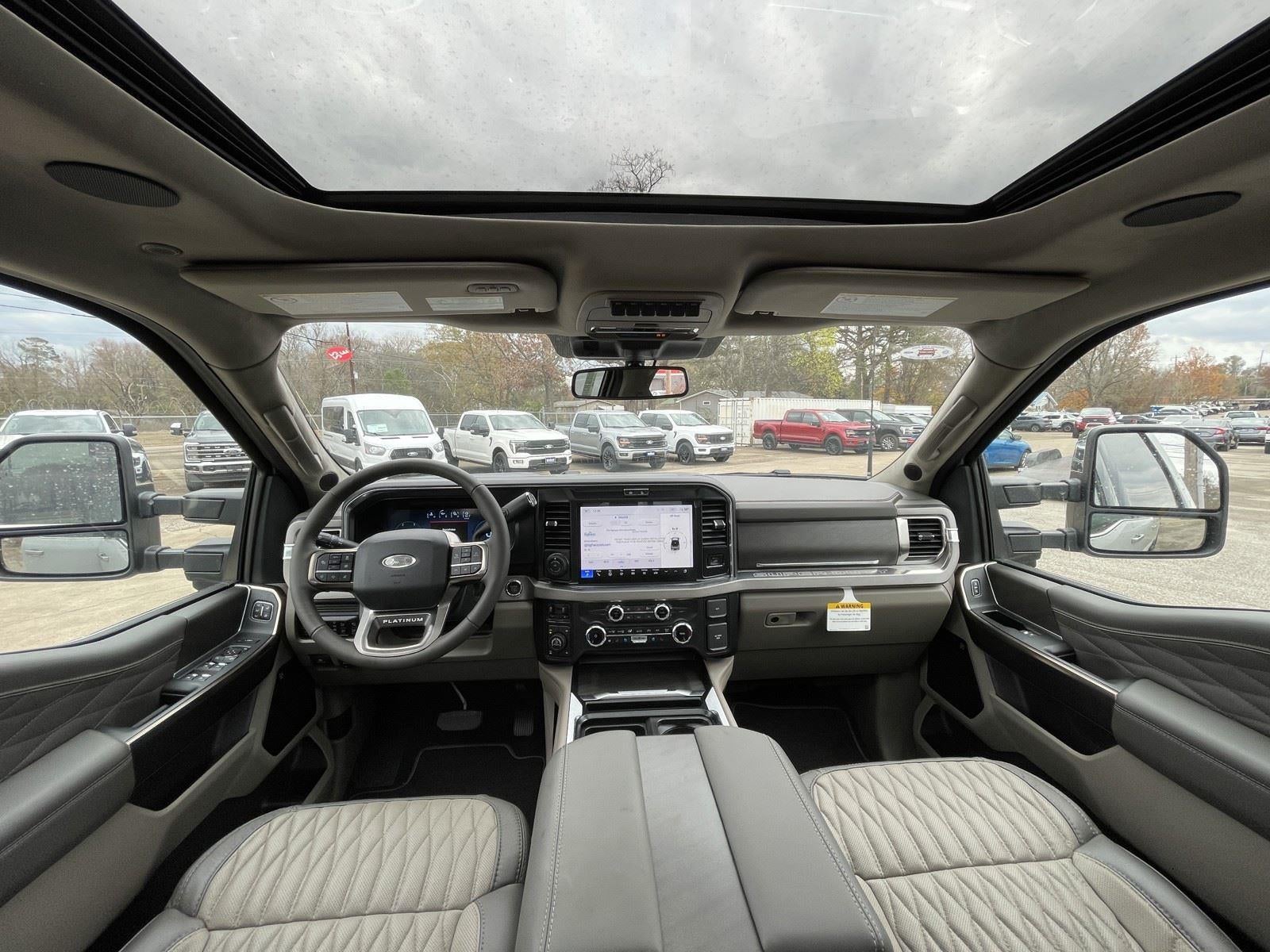 2026 Ford Super Duty F-250 SRW Platinum