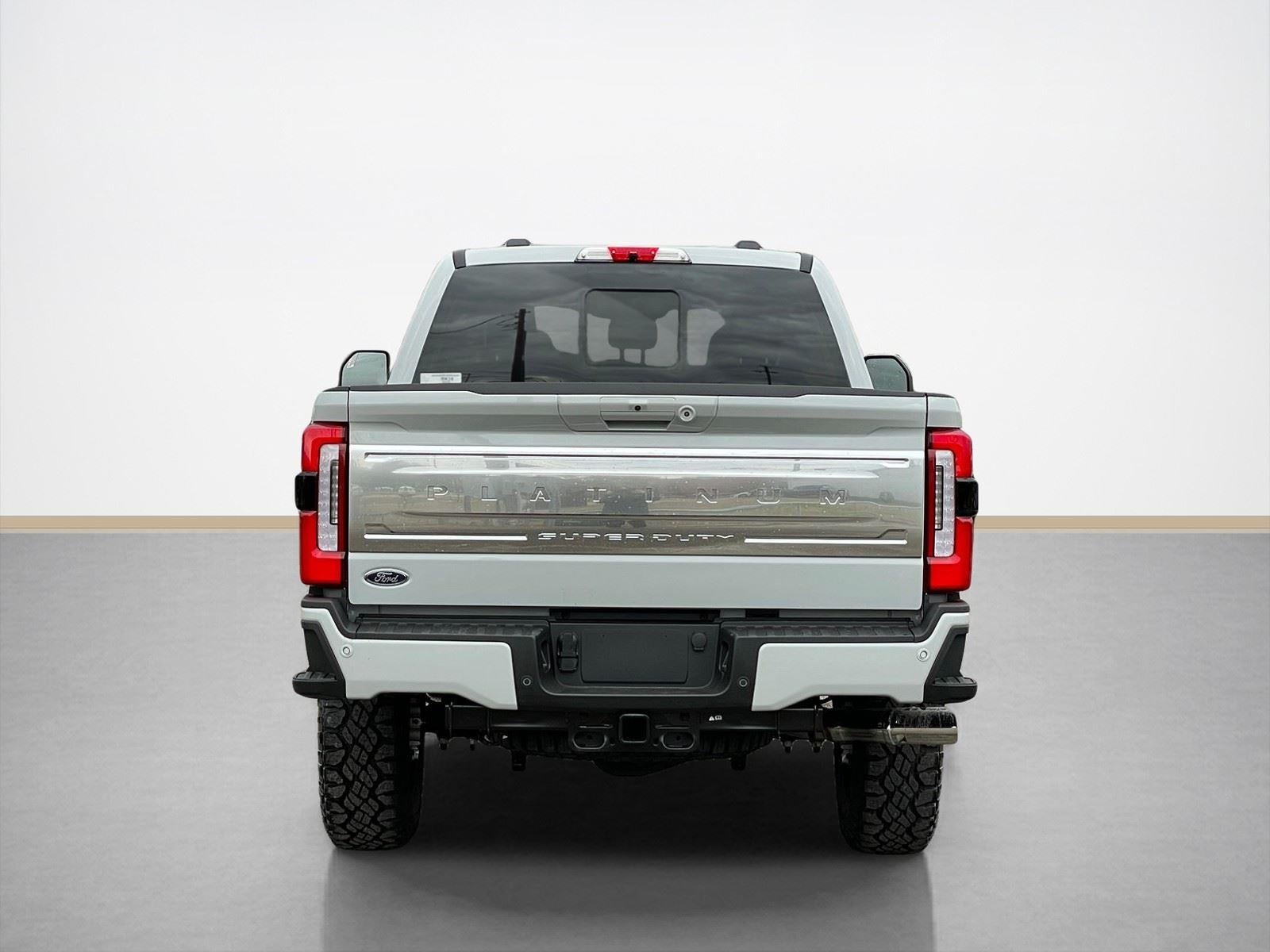 2026 Ford Super Duty F-250 SRW Platinum