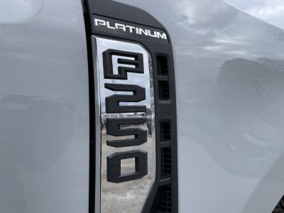 2026 Ford Super Duty F-250 SRW Platinum