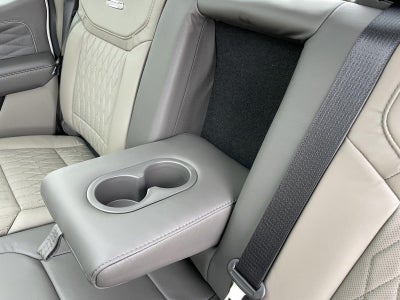 2027 Ford Super Duty F-250 SRW Platinum
