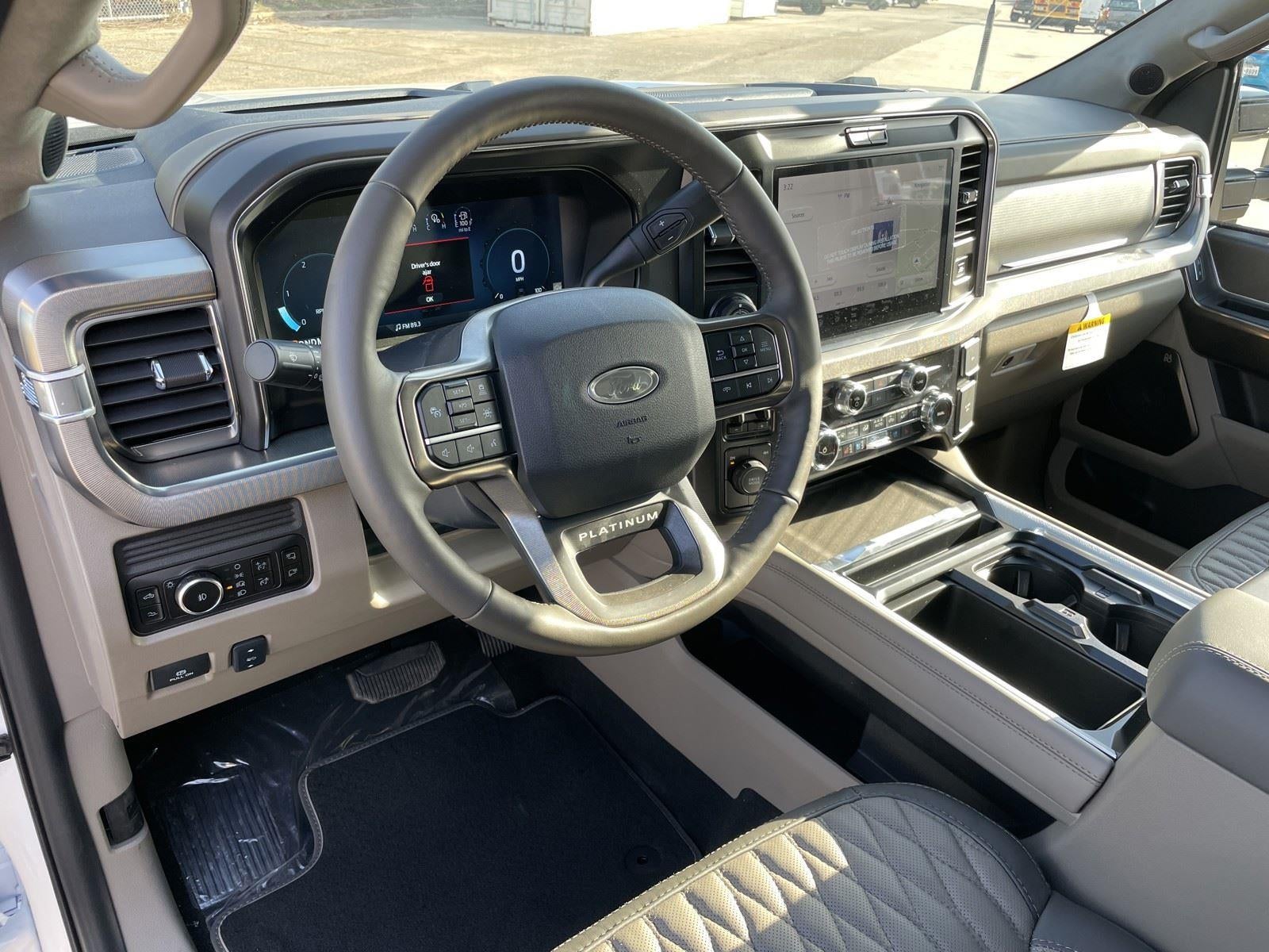 2026 Ford Super Duty F-350 DRW Platinum