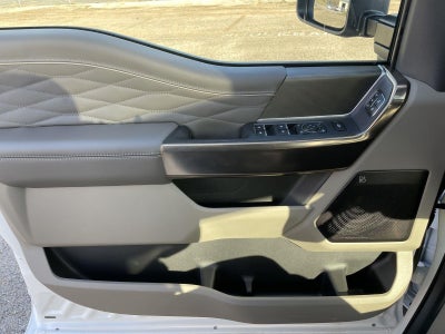 2026 Ford Super Duty F-350 DRW Platinum