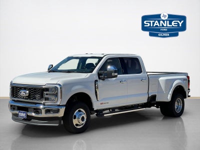 2027 Ford Super Duty F-350 DRW LARIAT