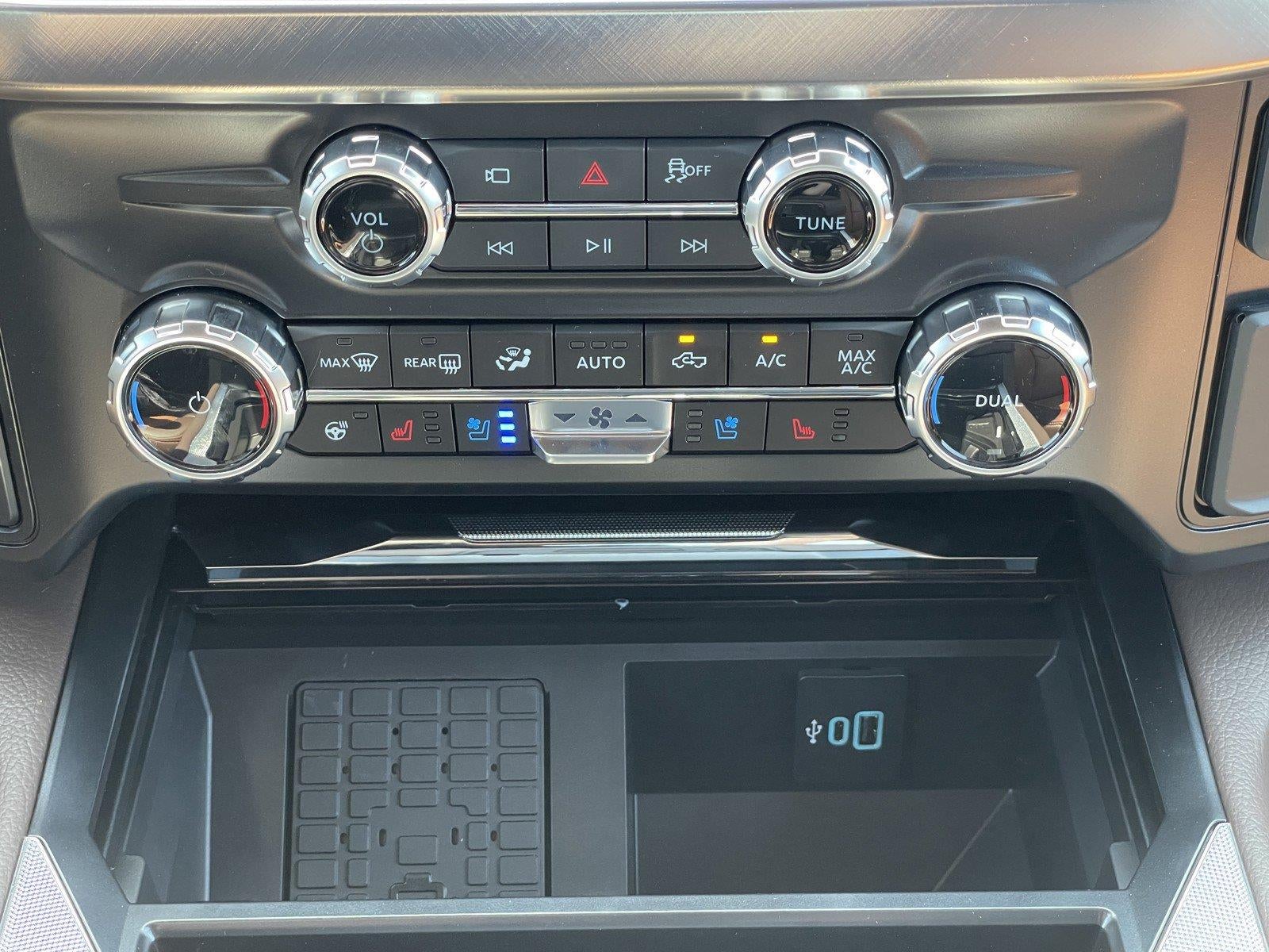 2026 Ford Super Duty F-350 DRW King Ranch