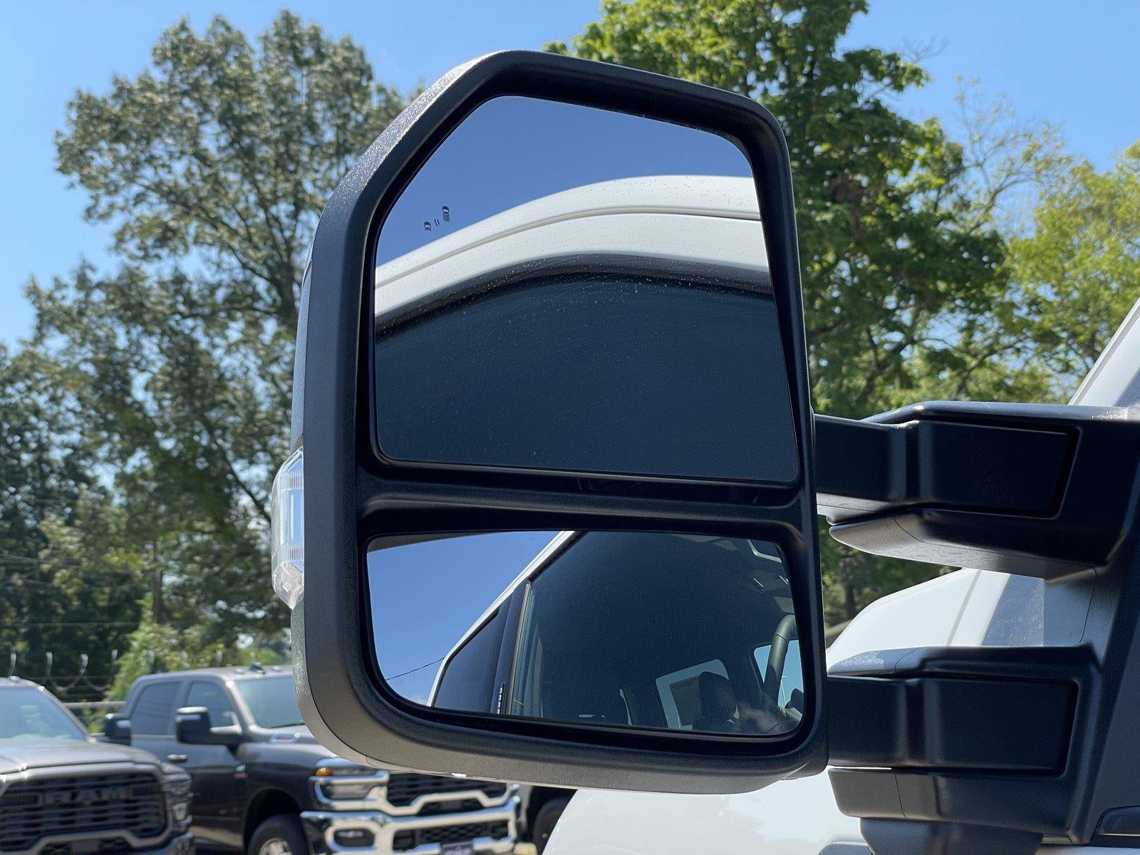 2026 Ford Super Duty F-350 DRW King Ranch