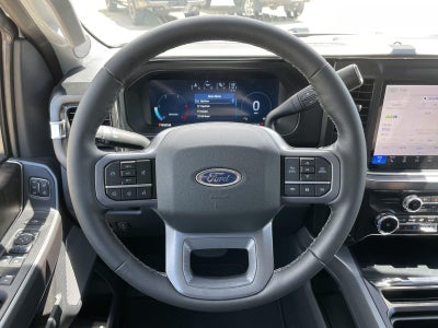 2026 Ford Super Duty F-350 DRW LARIAT
