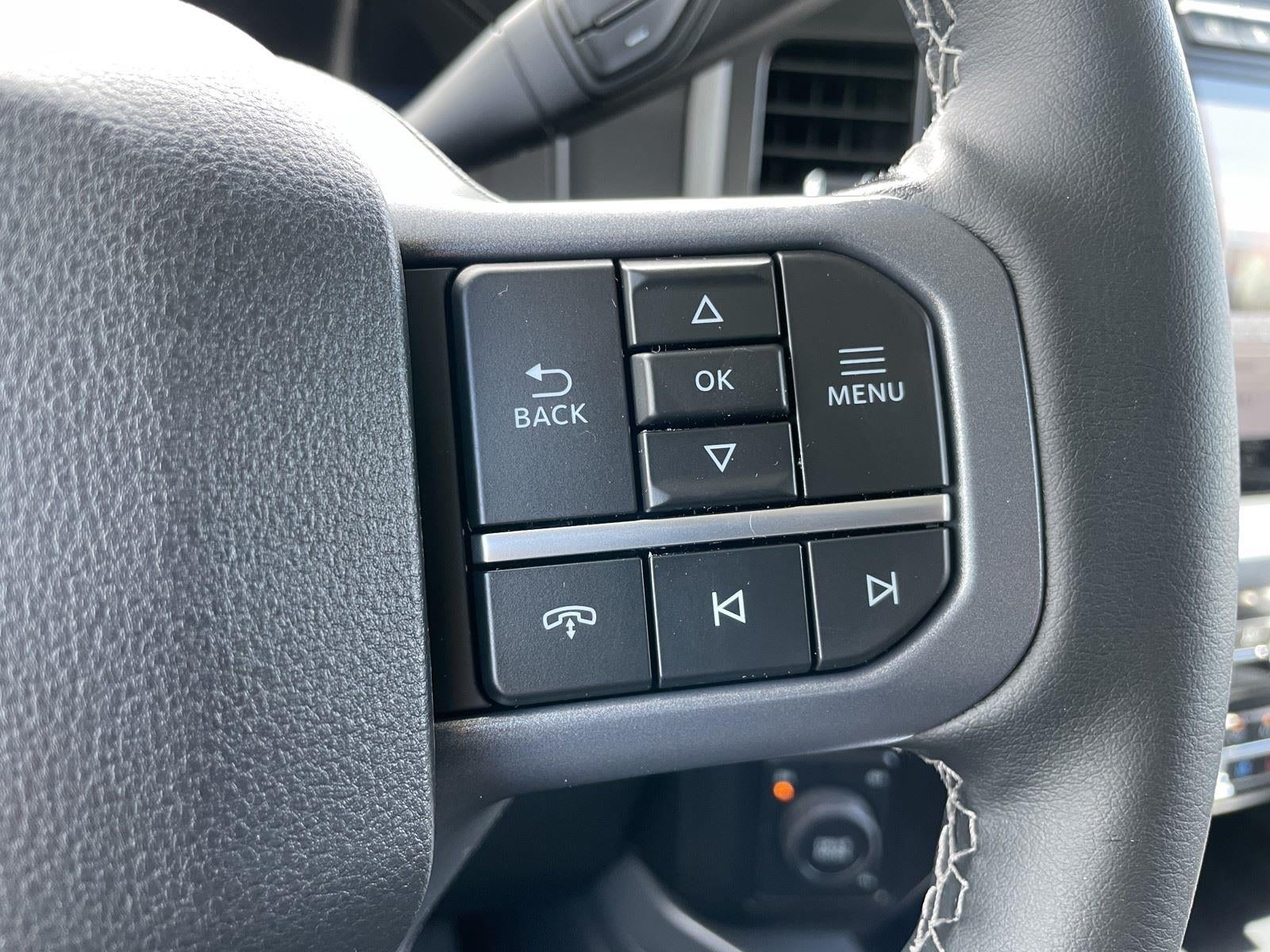 2026 Ford Super Duty F-350 DRW LARIAT