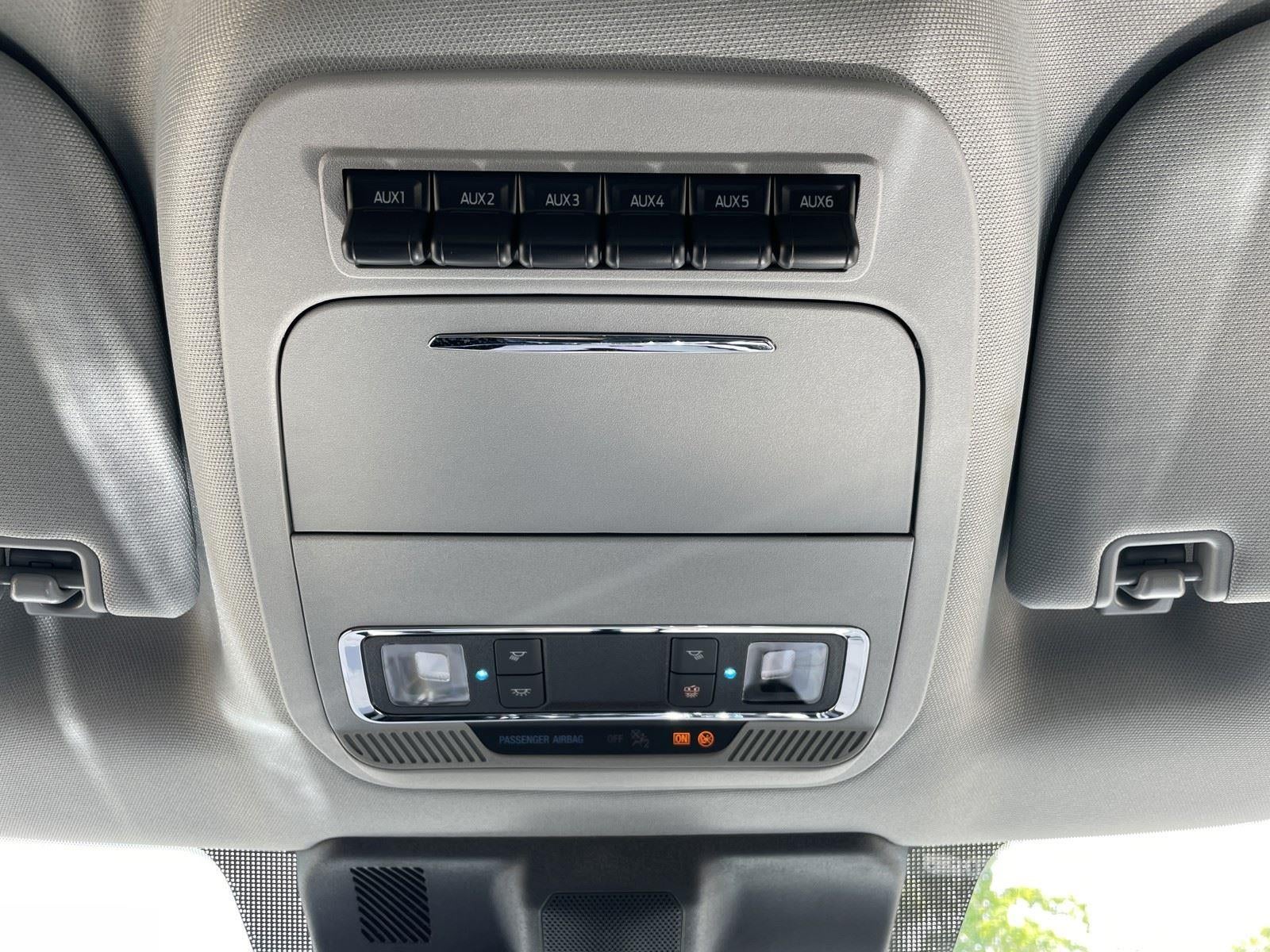 2026 Ford Super Duty F-350 DRW LARIAT