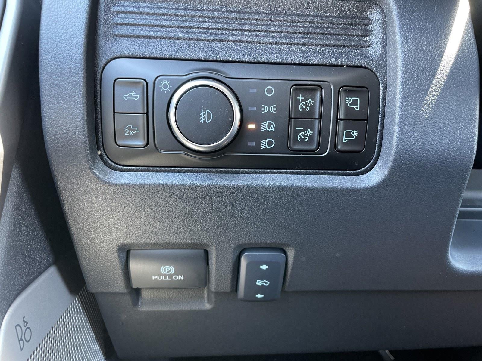 2026 Ford Super Duty F-350 DRW LARIAT