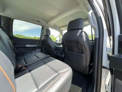 2026 Ford Super Duty F-350 DRW LARIAT