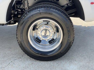 2026 Ford Super Duty F-350 DRW LARIAT