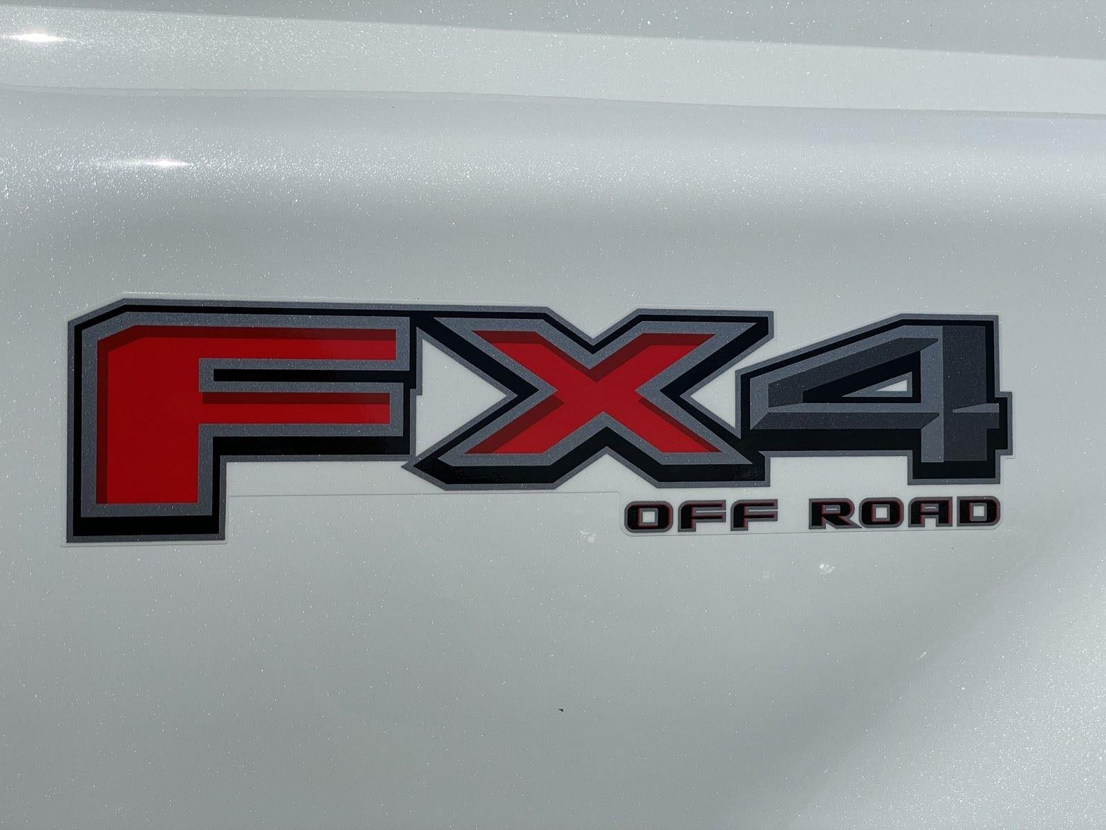 2026 Ford Super Duty F-350 DRW LARIAT