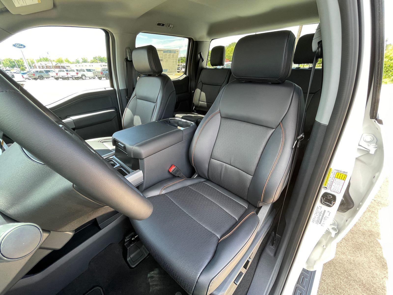2026 Ford Super Duty F-350 DRW LARIAT