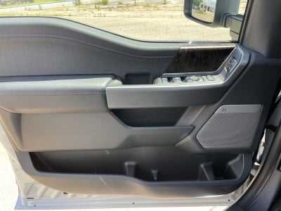2026 Ford Super Duty F-350 DRW LARIAT
