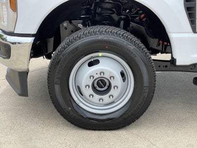 2026 Ford Super Duty F-350 Drw XL