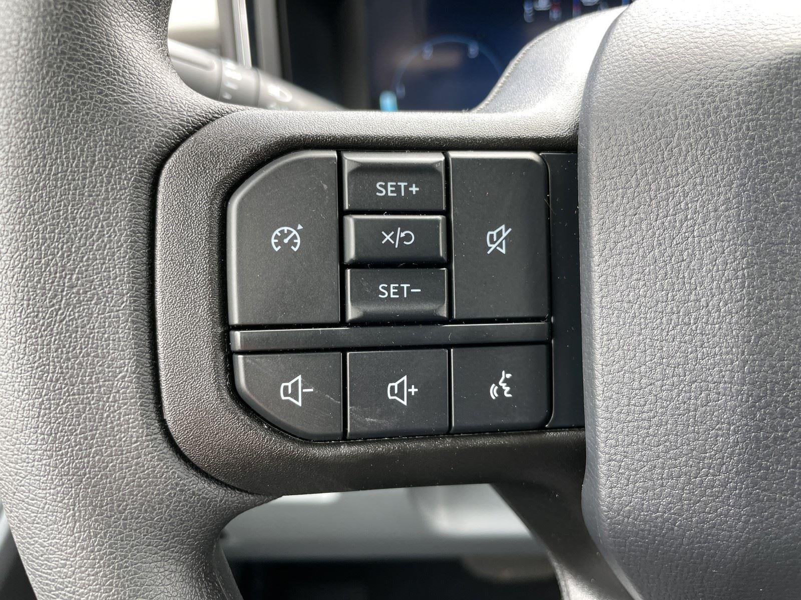 2026 Ford Super Duty F-350 DRW XLT