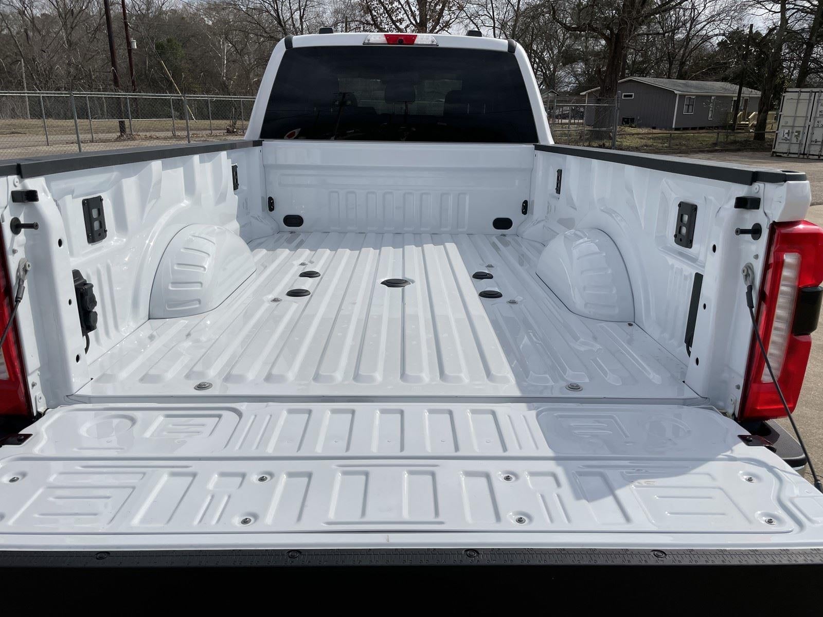 2026 Ford Super Duty F-350 DRW XLT