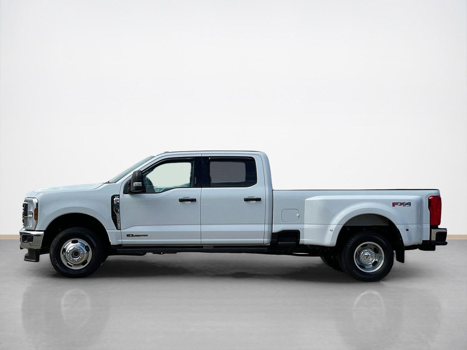2024 Ford Super Duty F-350 DRW XLT