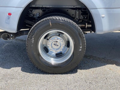 2026 Ford Super Duty F-350 Drw LARIAT
