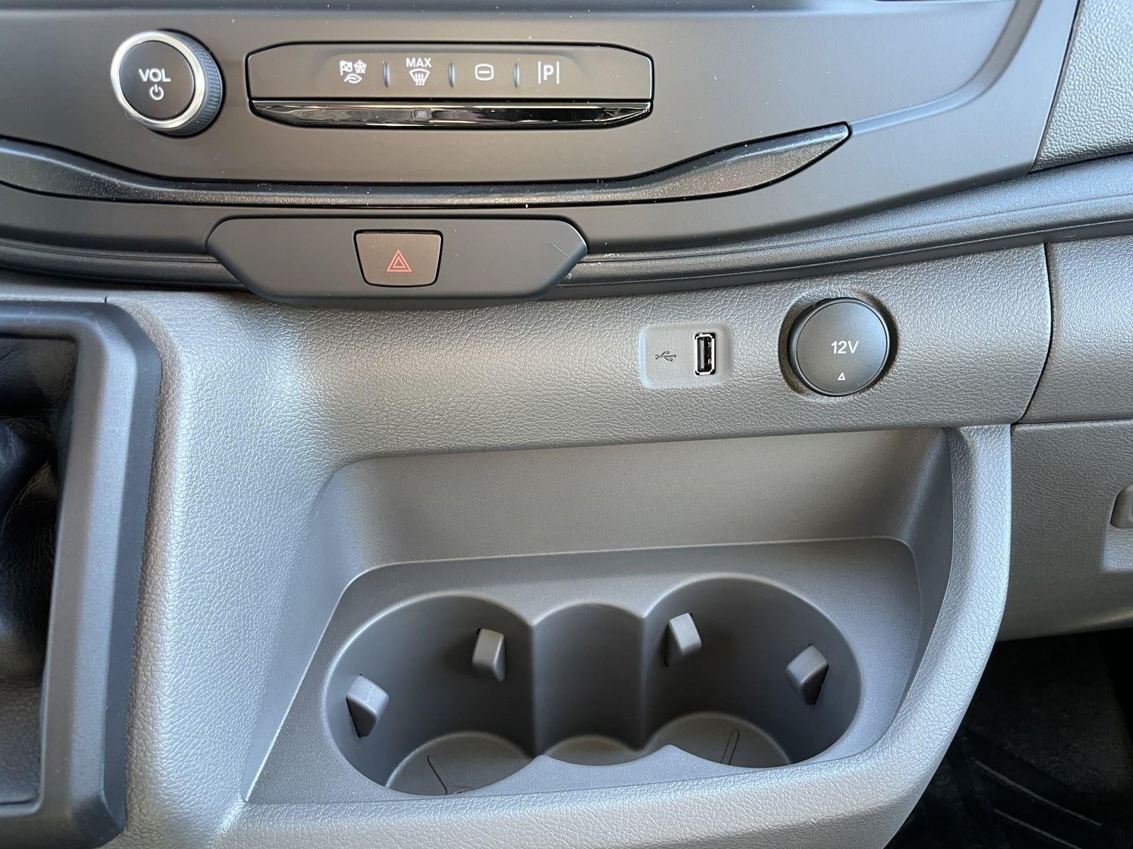 2026 Ford Transit Cargo Van T-250 148 MED RF 9150 GV