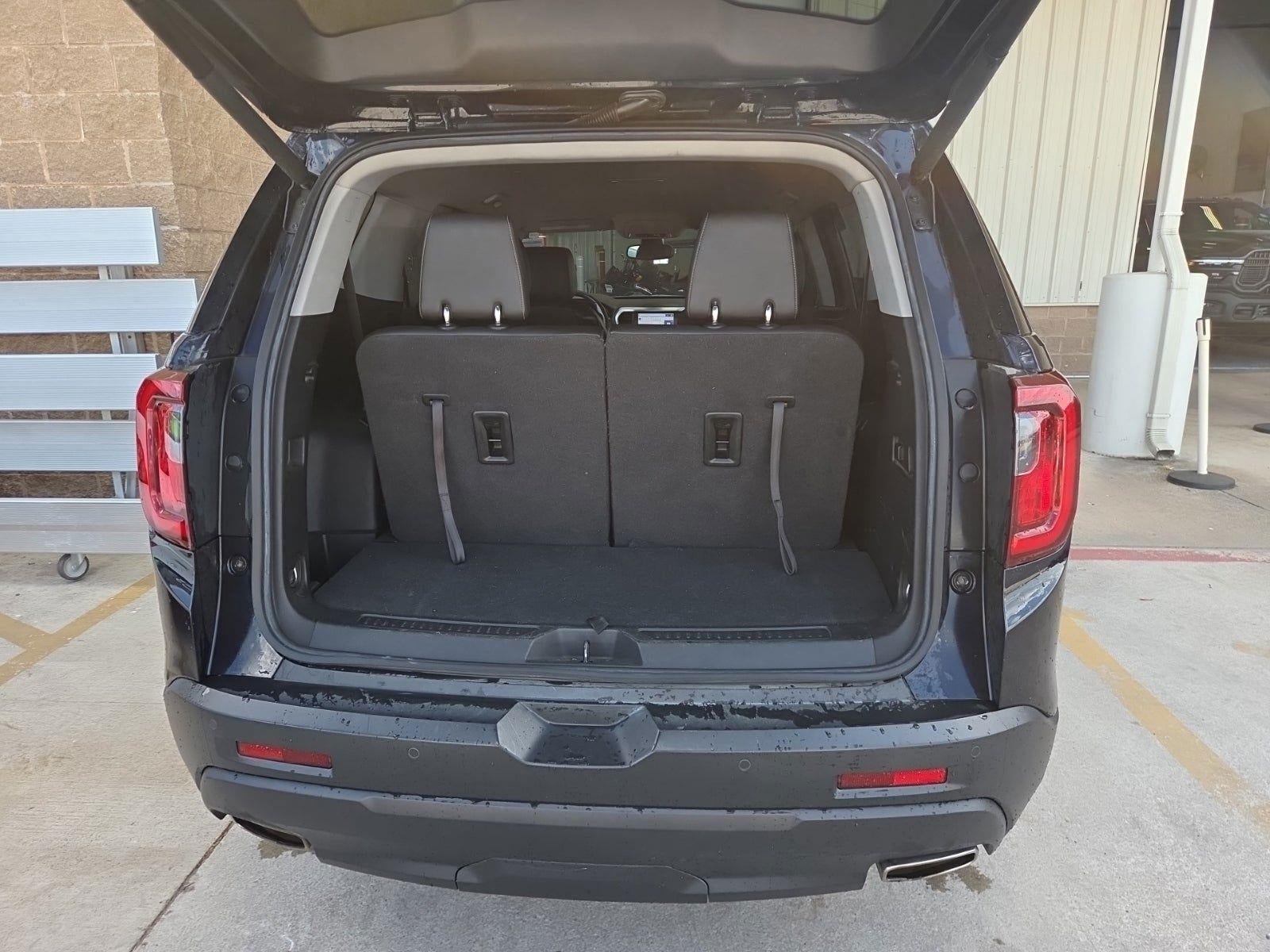 2022 GMC Acadia SLT