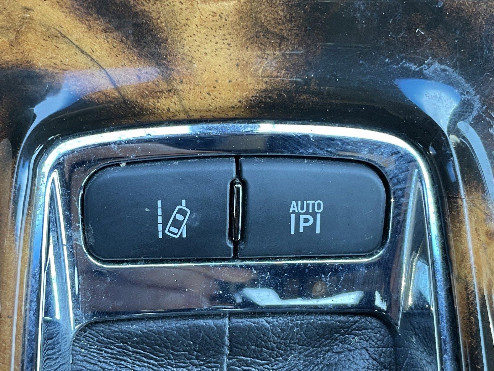 2014 Lincoln MKS 4DR SDN 3.7L FWD