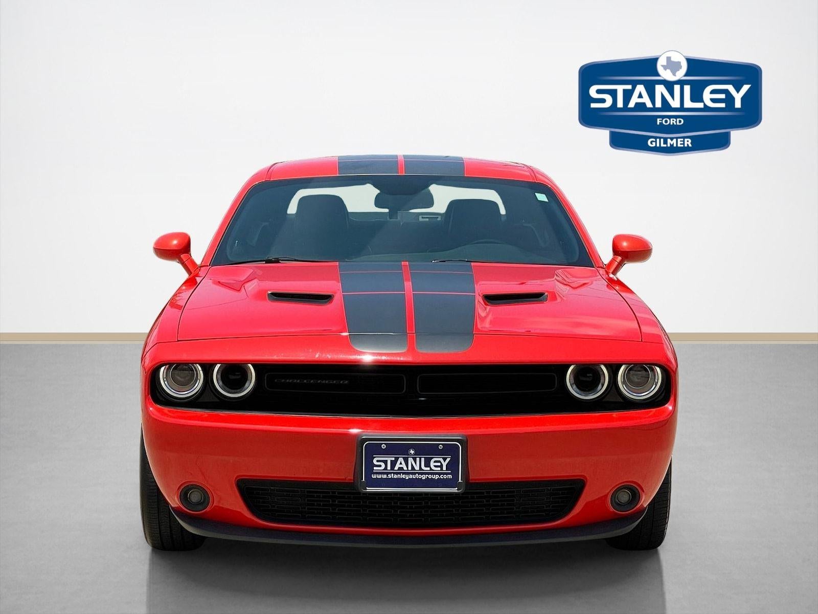 2017 Dodge Challenger SXT Plus