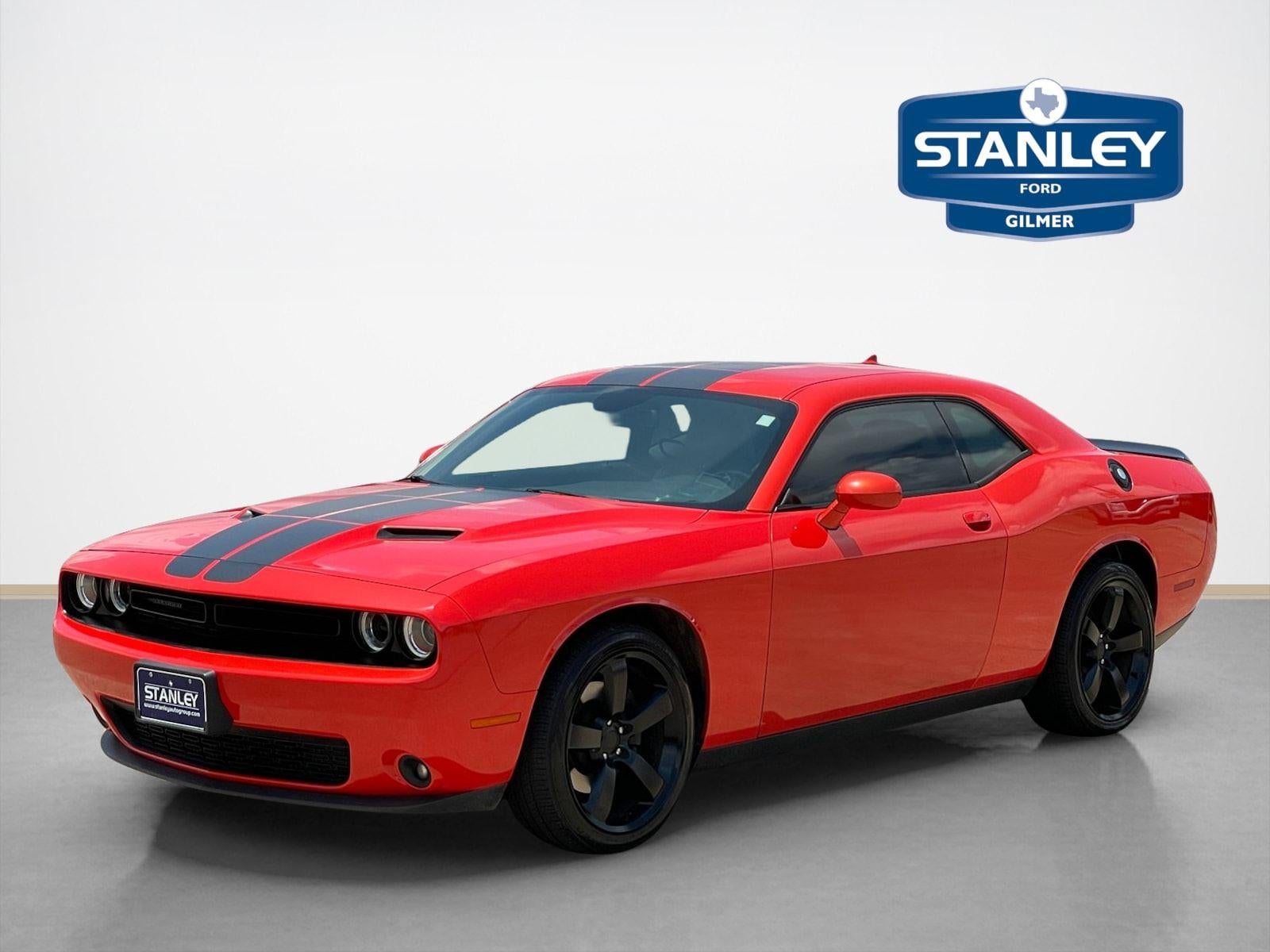 2017 Dodge Challenger SXT Plus