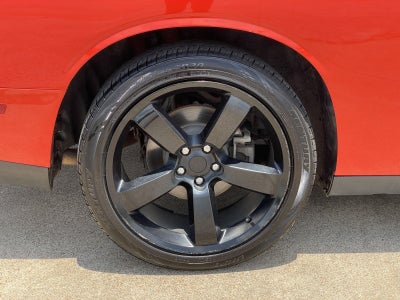 2017 Dodge Challenger SXT Plus