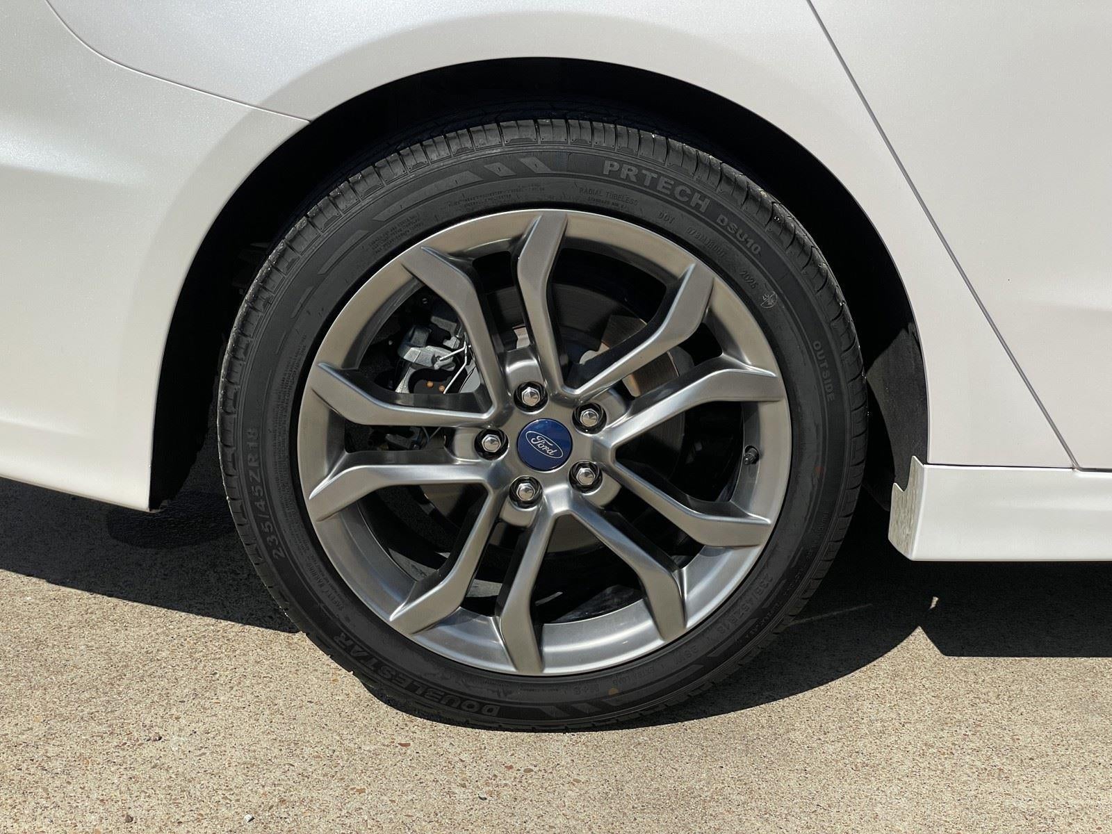2020 Ford Fusion SEL