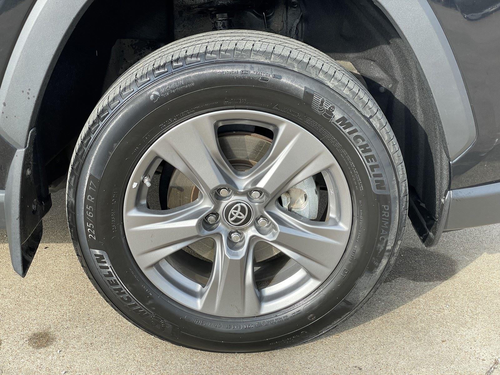 2024 Toyota RAV4 Hybrid LE