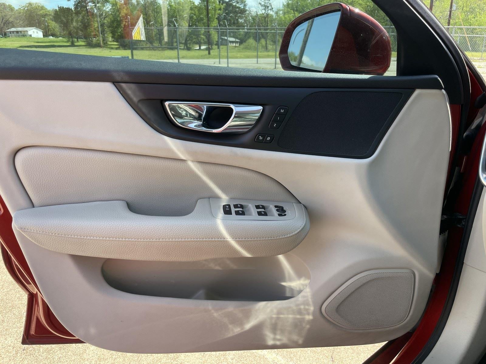 2020 Volvo S60 Momentum