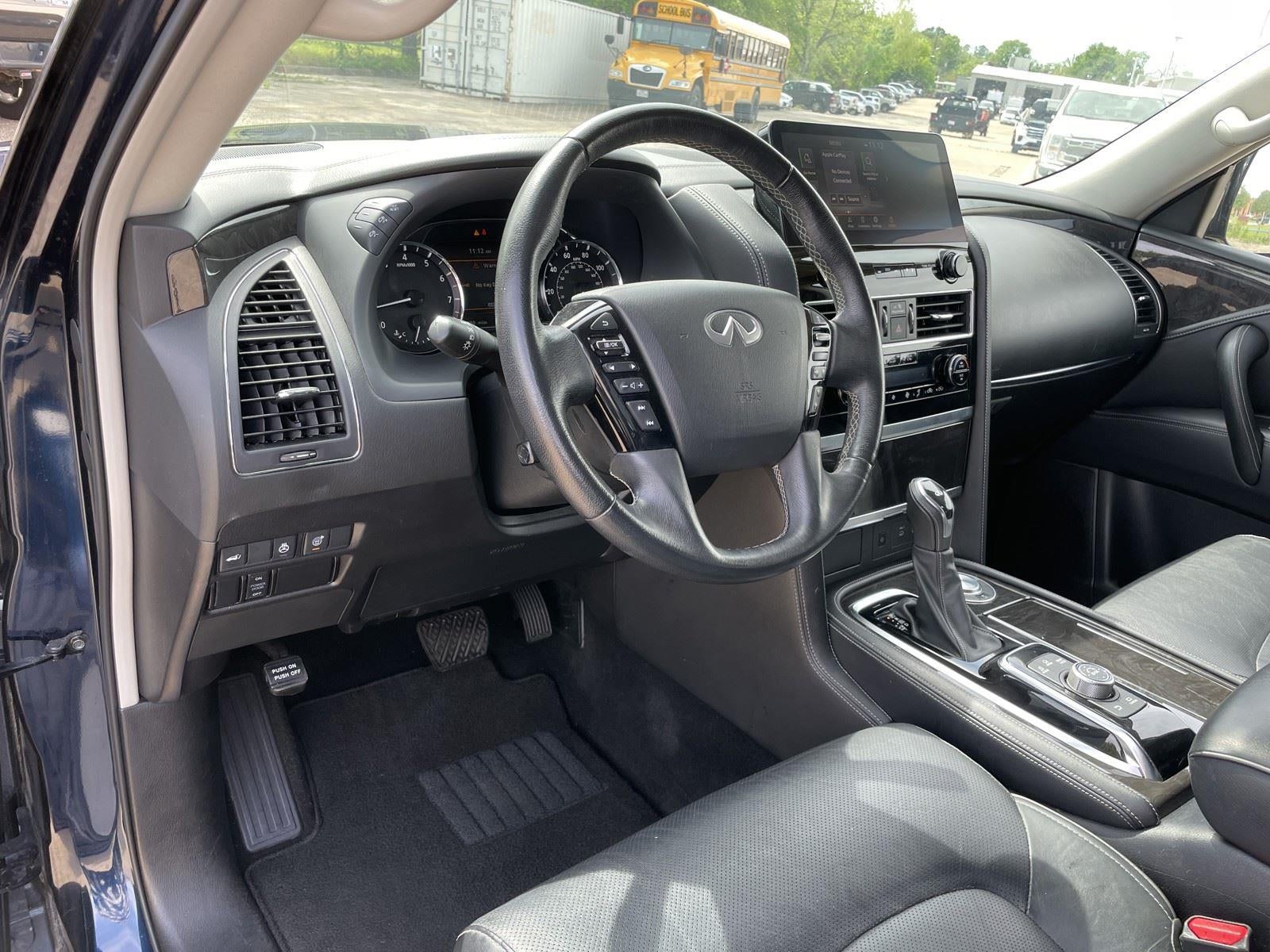 2024 INFINITI QX80 LUXE
