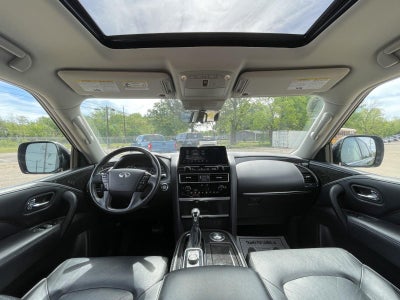 2024 INFINITI QX80 LUXE