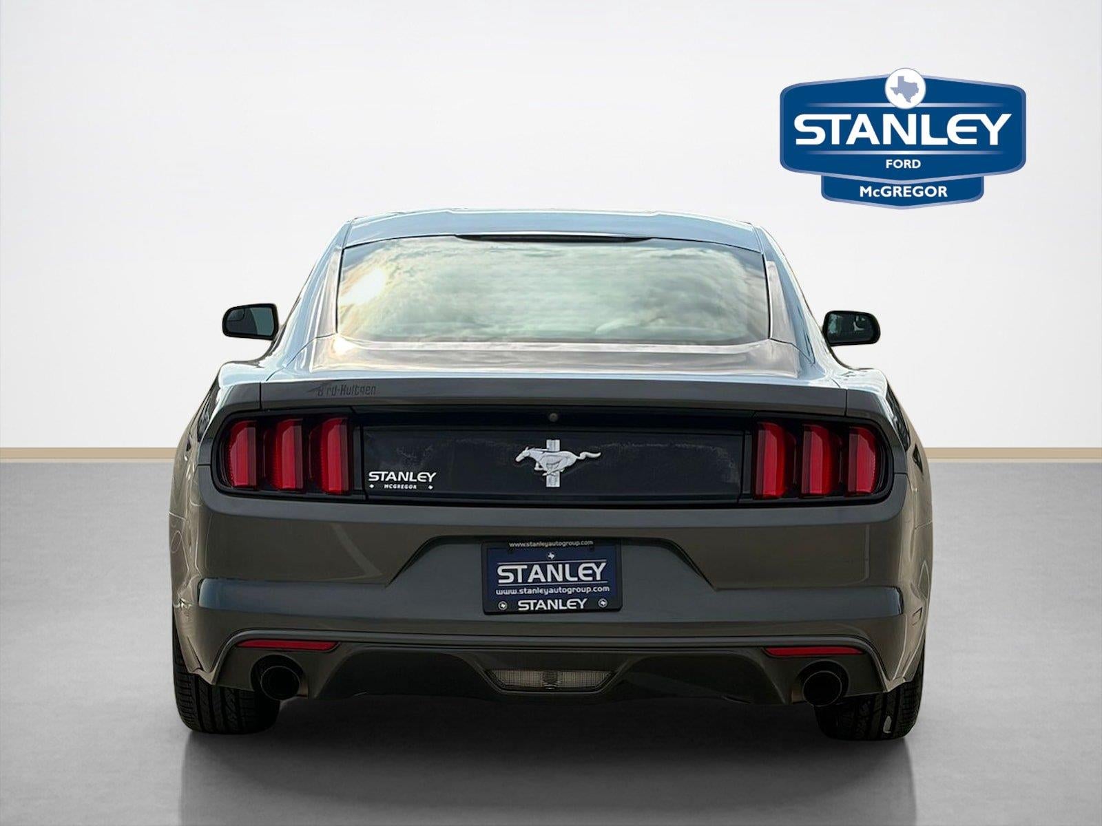 2016 Ford Mustang V6