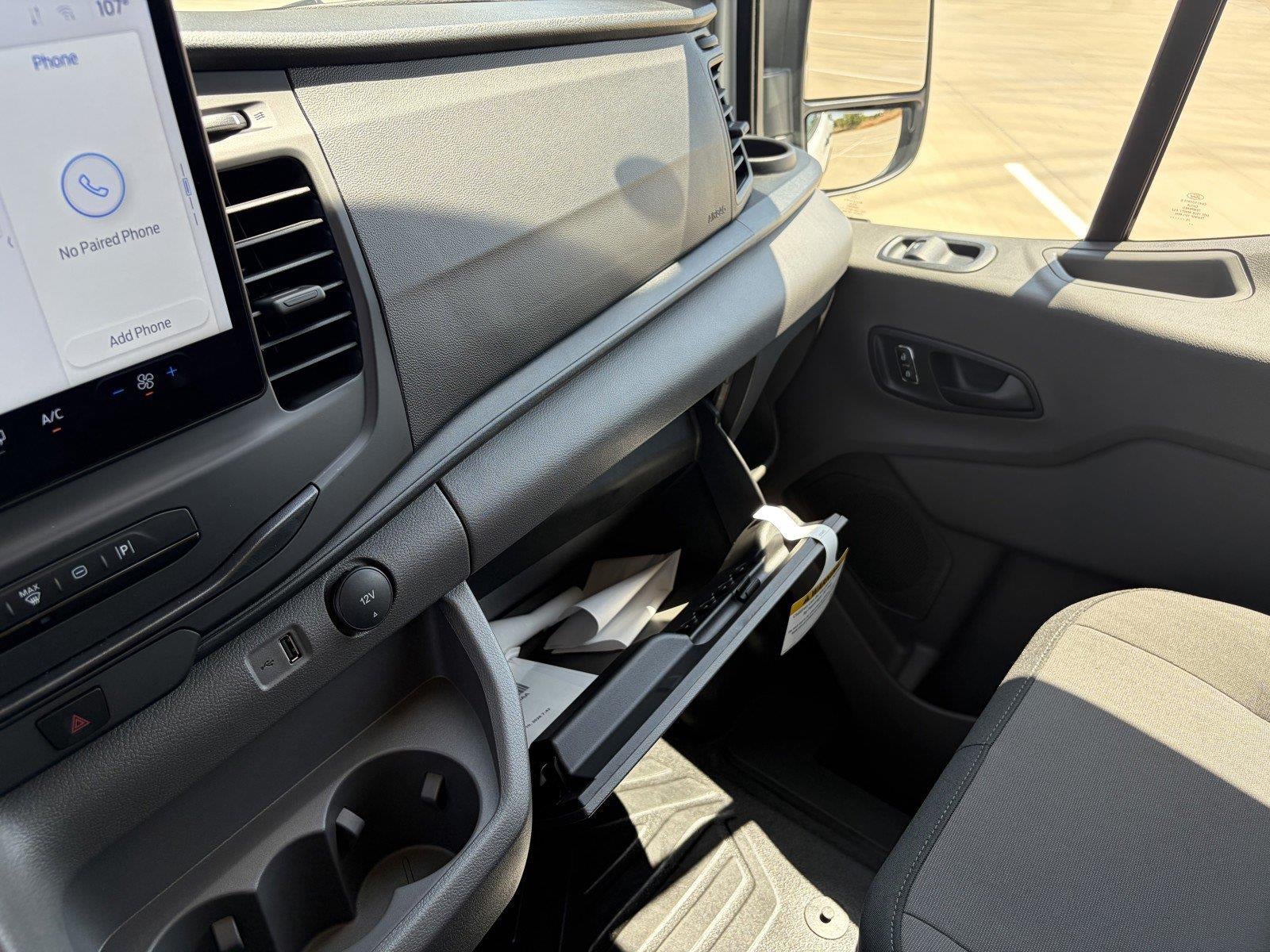 2026 Ford Transit Passenger Wagon XL