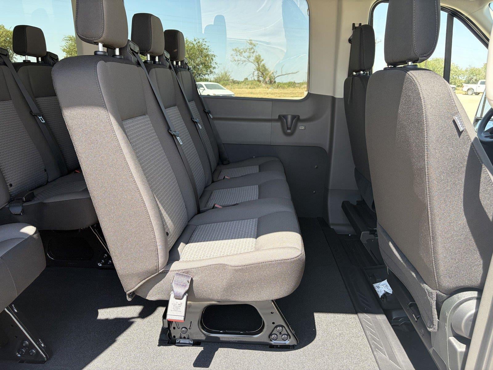 2026 Ford Transit Passenger Wagon XL