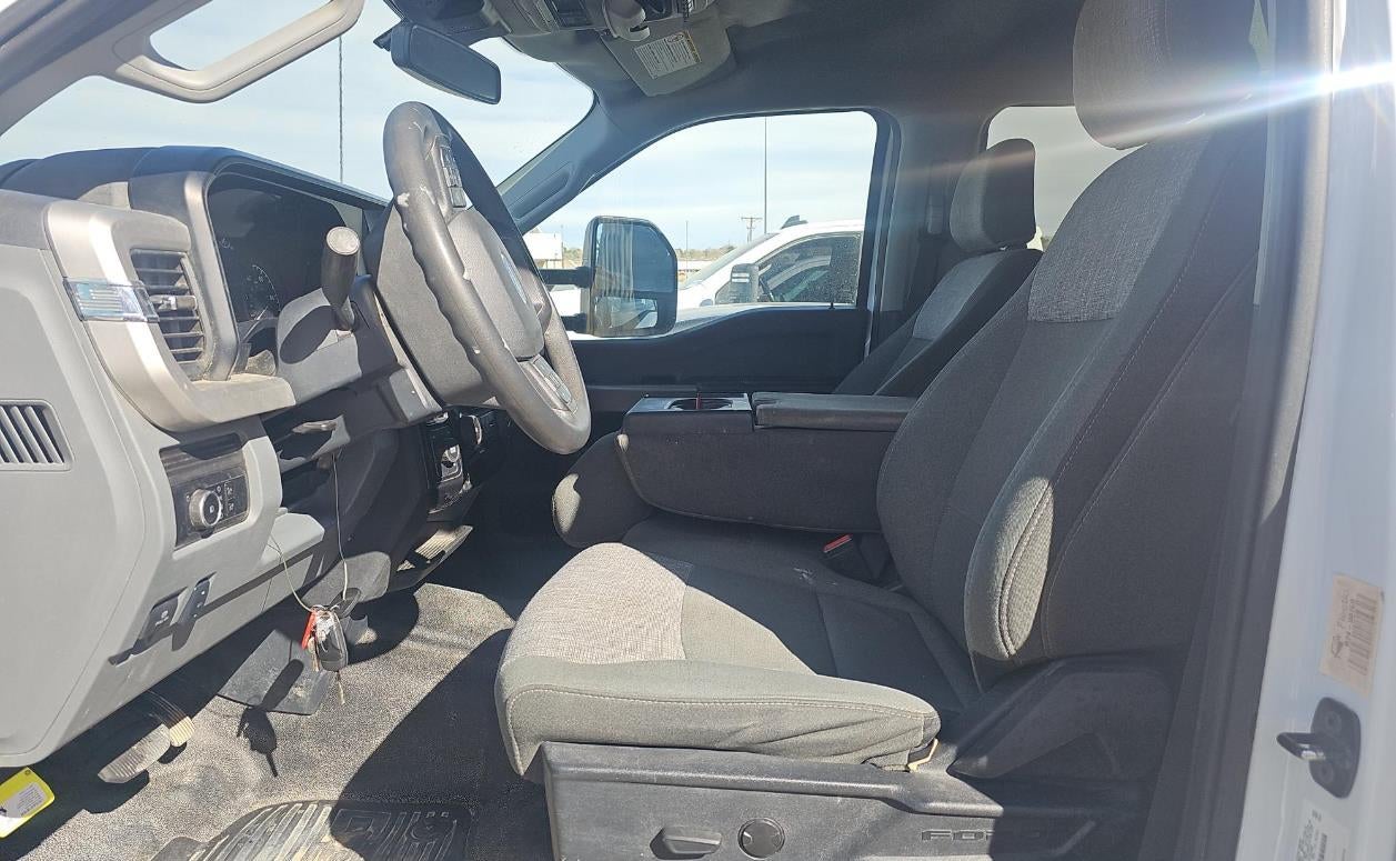 2024 Ford Super Duty F-550 DRW XLT