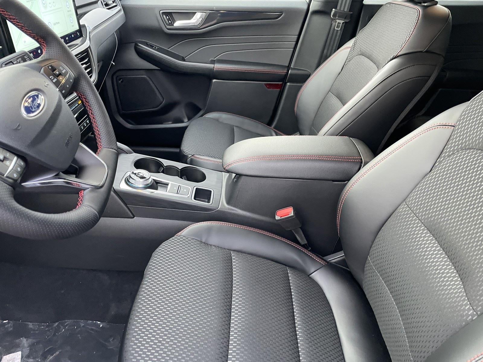 2026 Ford Escape ST-Line Select