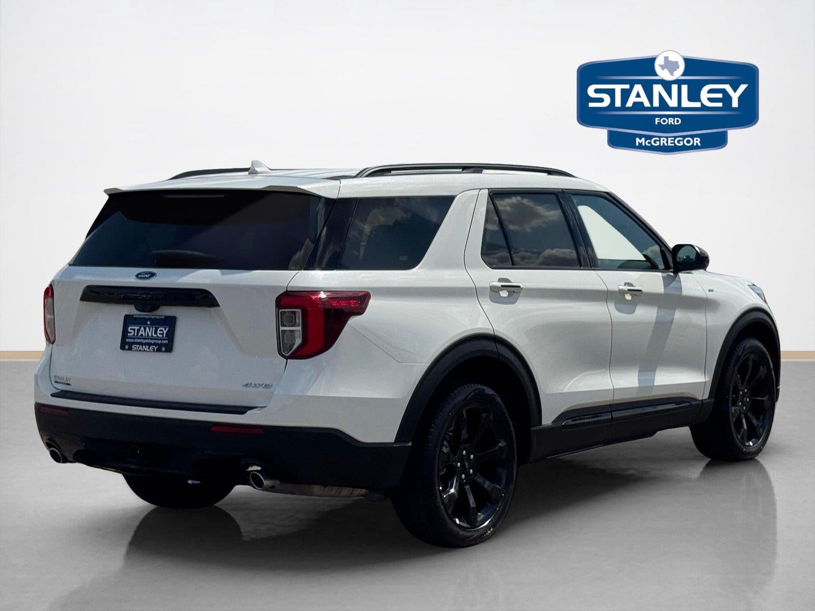2024 Ford Explorer ST-Line
