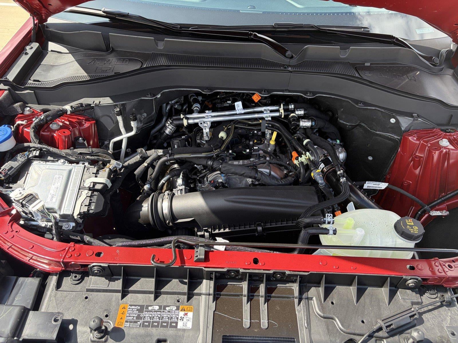 2027 Ford Explorer Active w/200A Pkg