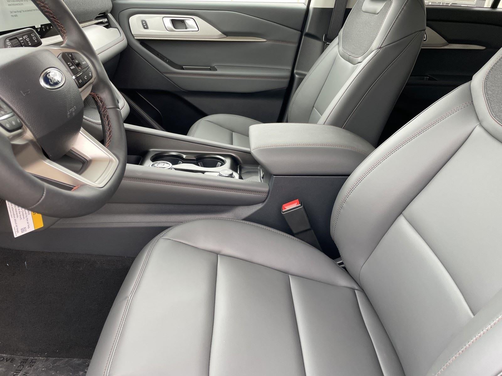 2026 Ford Explorer Active (100A)