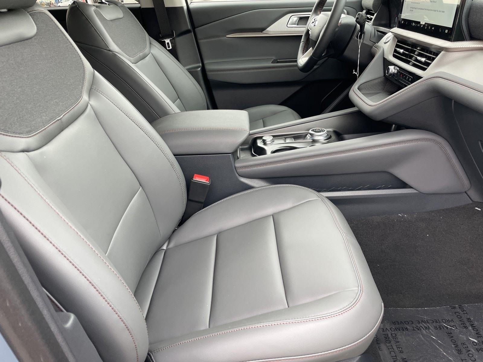 2026 Ford Explorer Active (100A)