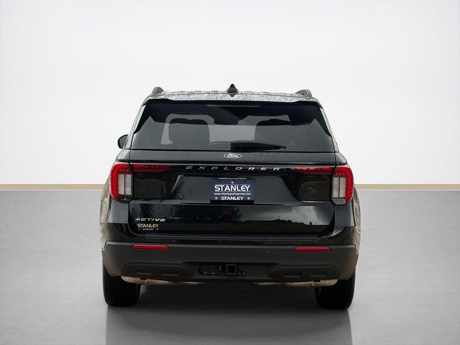 2027 Ford Explorer Active w/200A Pkg