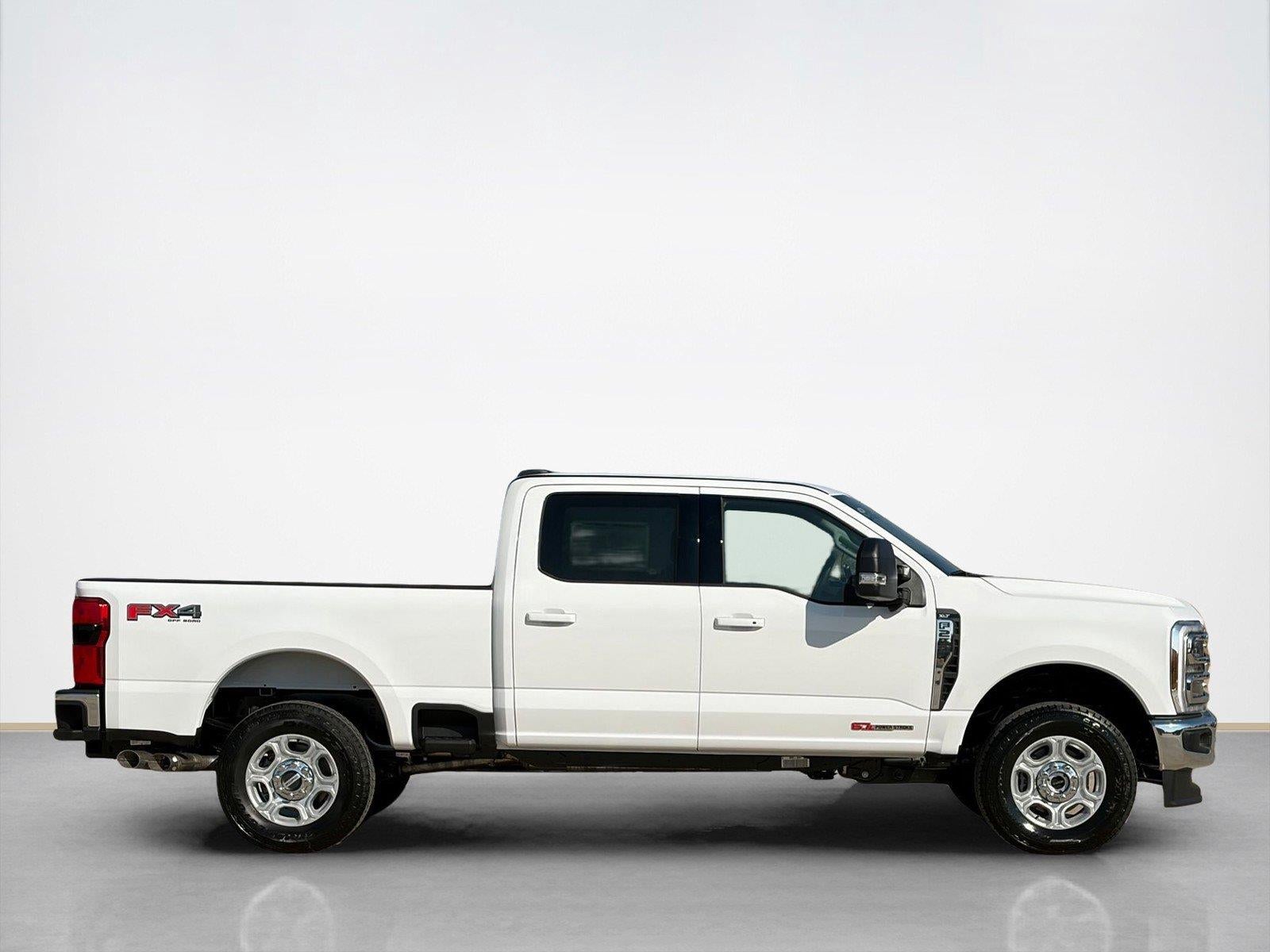2027 Ford Super Duty F-250 SRW XLT