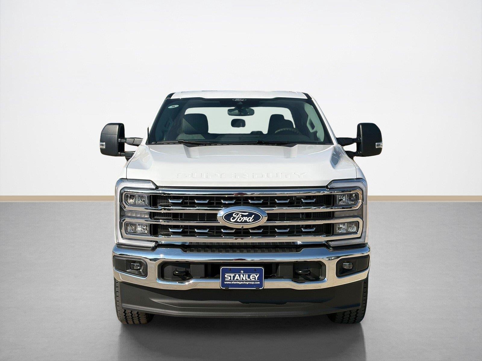 2027 Ford Super Duty F-250 SRW XLT