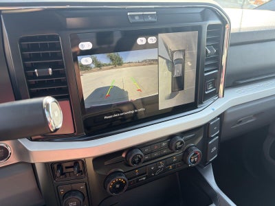 2027 Ford Super Duty F-250 SRW XLT